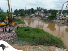 Kinshasa : Reprise des travaux du pont Ndjili avec la pose de dix pieux sur la rive de Masina