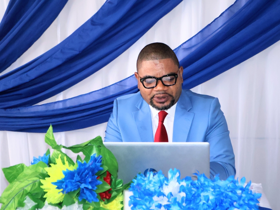UPKAN : le Vice‑Gouverneur Job Kuyindama presente son dernier staff avant la defense publique de son memoire de DEA