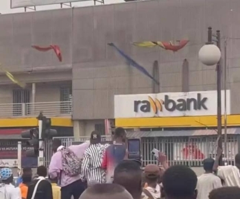 Kinshasa : un braquage en cours a la Rawbank de la Place Victoire