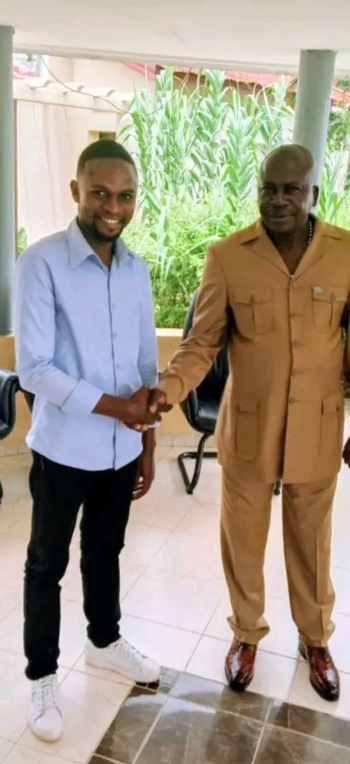 Kasai Central : « Le gouvernorat n‘est pas un butin », les Insoumis volent au secours du gouverneur Kambulu face a l‘UDPS